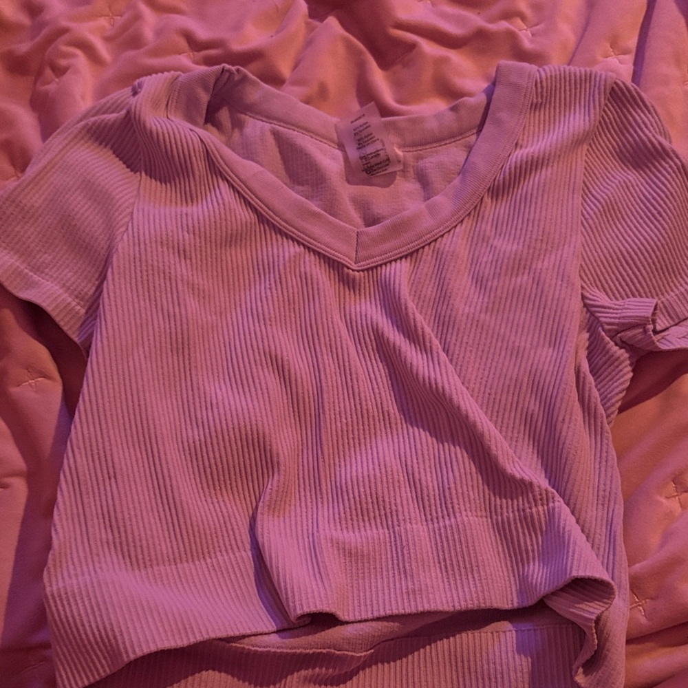 Women's Ribbed V-Neck Top - Pink
